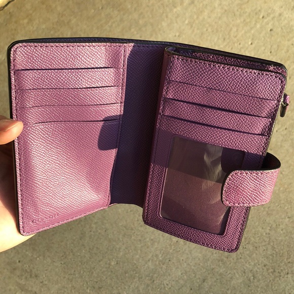 Authentic Coach Wallet - Picture 2 of 7